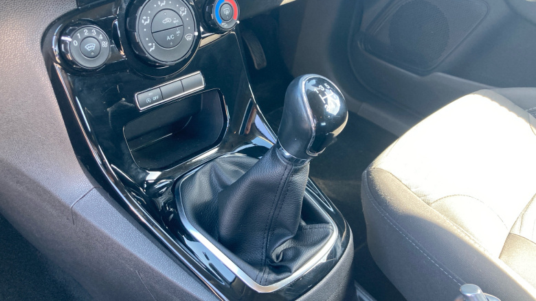 Ford Fiesta 1.0 EcoBoost Zetec 3dr Petrol Hatchback